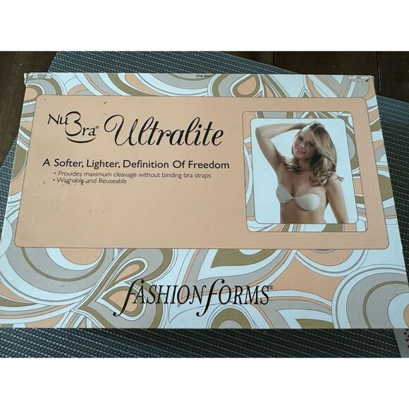 Fashion Forms NuBra Ultralite Stick Bra Beige Size DD - Picture 1 of 4